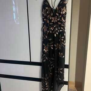 Cache vintage gorgeous dress. Size XS